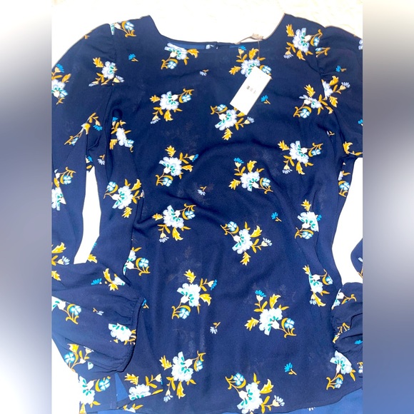 LOFT Tops - NWT Loft Womens Top